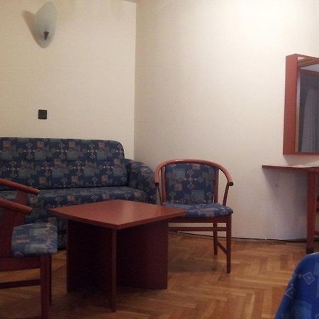 Fenyves Hotel Бекешчаба Екстер'єр фото